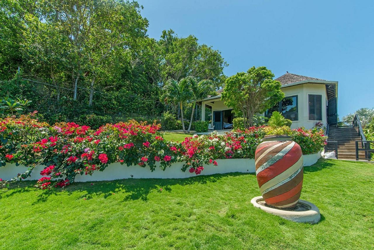 Luxury Villa sleeps 6, Beach Access, Montego Bay Zewnętrze zdjęcie